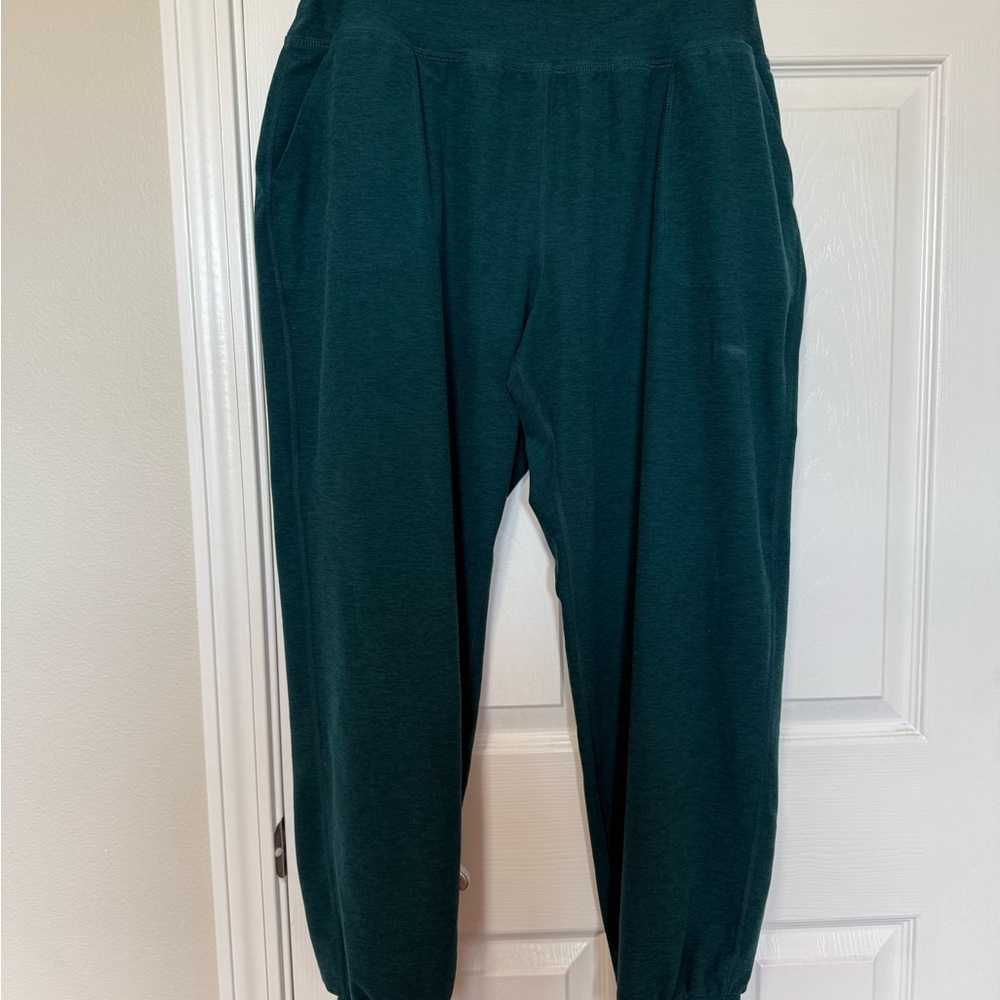 Beyond Yoga Women’s Teal Green Joggers Sz 1X